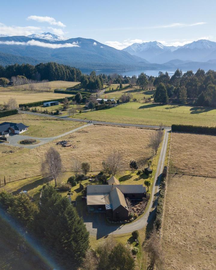 Alpine Rock B&B Te Anau Exteriör bild